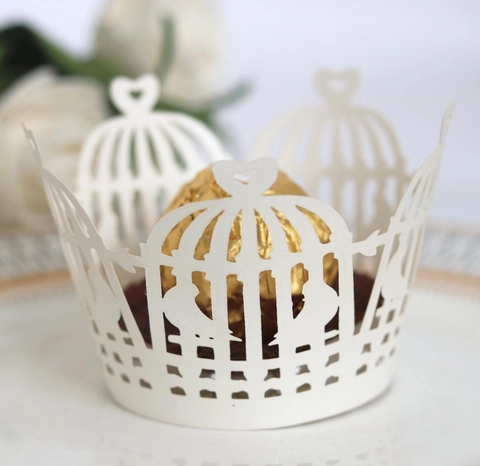 Laser Cut Paper Cupcake Wrappers Birdcage Heart Design Hollow Out Muffin Cake Liners For Wedding Birthday Party Decoration