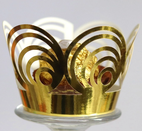 Elegant Laser Cut Paper Cupcake Wrappers Hollow Out Crown Pattern Cake Liners For Wedding Birthday Party Table Decoration