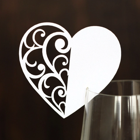 Lasergeschnitten Herzförmig Weinglas Karten Für Hochzeit Party Dekoration Hohl Floral Papier Platzkarten Sitzkarten Dekor