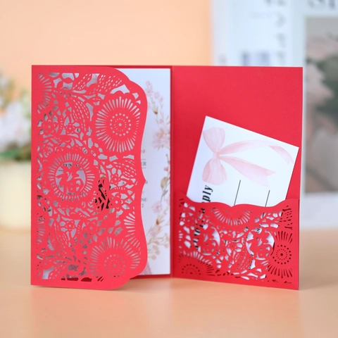 Invitations de Mariage Chinoises Traditionnelles Découpe Laser Caractère Fu Creux Papier Perlé Cartes de Voeux pour Anniversaire