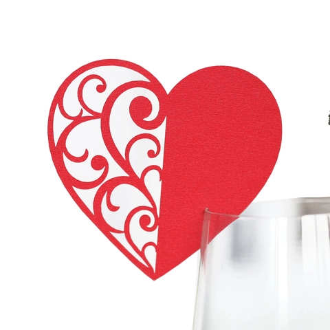 Marque-places en Forme de Cœur Découpés au Laser pour Verre à Vin Cartes de Nom Ajourées pour Décoration de Table de Mariage