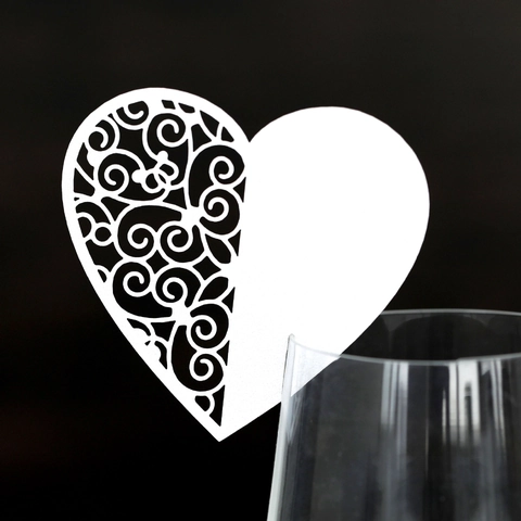 Marque Places Verre à Vin Forme Cœur Découpe Laser Papier Nacré Décoration de Table pour Mariage Fête Anniversaire