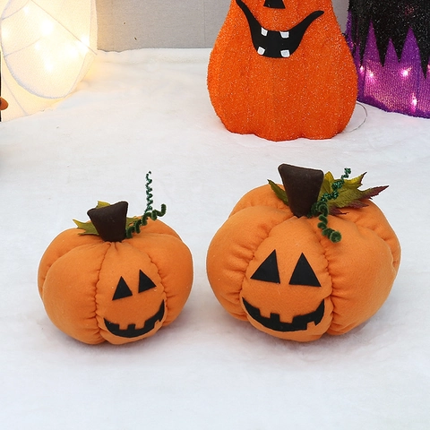Decorazione a Forma di Zucca Arancione in Peluche per Halloween Faccia da Fantasma Spaventosa Jack-O-Lantern Ornamento in Tessuto Imbottito per Bar Festa Casa Arredamento Festivo
