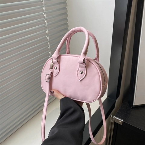 Borsa a Spalla da Donna in PU Urban Minimalist Borsa a Mano Bowling alla Moda Con Pendaglio Mostro Peluche Tinta Unita