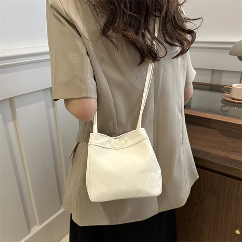 Damen Mode Kunstleder Beuteltasche Minimalistische Einfarbige Schultertasche Lässige Gesteppte Handtasche Mit Großem Fassungsvermögen
