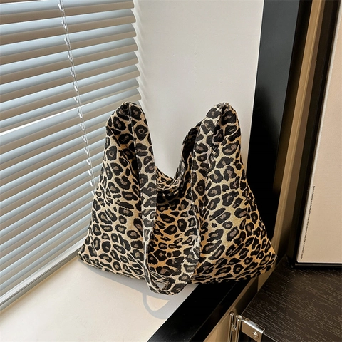 Leopard Print Large Capacity Nylon Shoulder Bag For Women Stylish Casual Tote Shopping Bag Trendy Streetwear Handbag