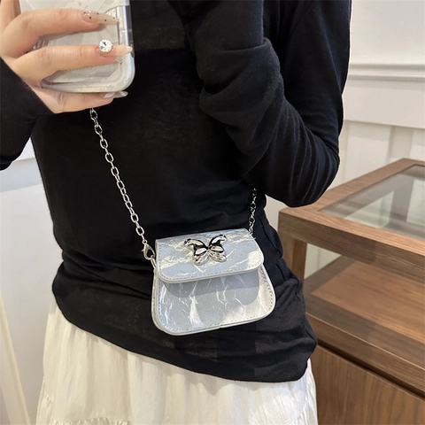 Mini Borsa a Tracolla con Fibbia a Farfalla in Metallo per Donna Estate 2024 Elegante Piccola Borsa Quadrata in Pelle PU con Catena