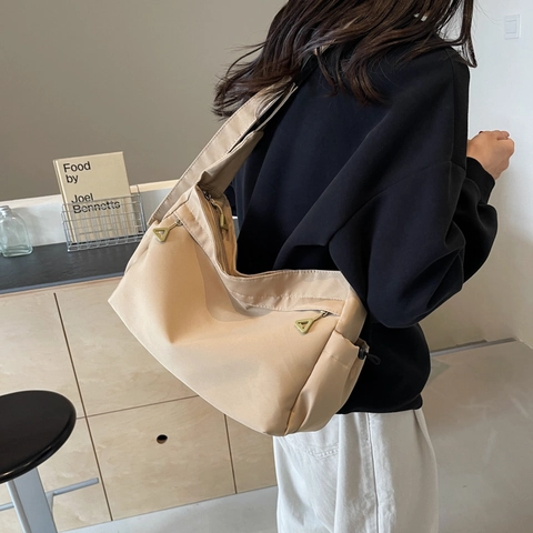 Bolso de Hombro Minimalista Urbano de Cuero PU para Mujer Bolso Tote Mensajero Color Sólido Con Cremallera Triangular