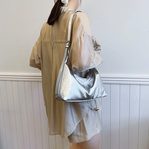 Borsa Hobo da Donna in Pelle PU Texture Increspata Argento Metallizzato Minimalista Borsa a Spalla Sottobraccio Vintage Tote