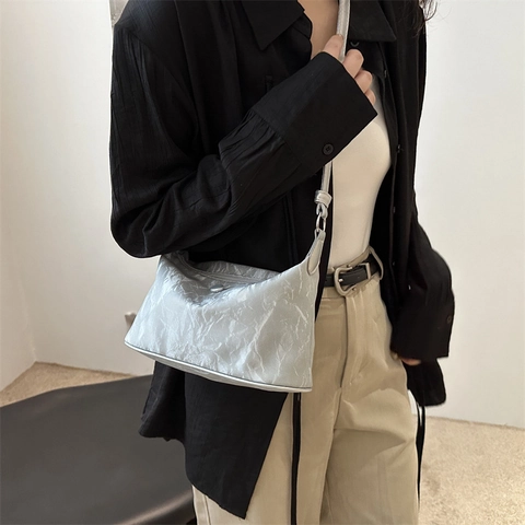 Bolso de Axila de Cuero PU Plisado para Mujer Moda Color Sólido Gran Capacidad Bolso de Hombro Casual Tote Cremallera