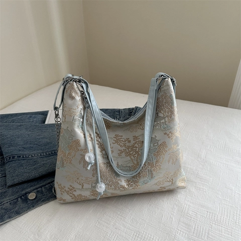Bolso de Hombro para Mujer con Patrón de Paisaje Jacquard Estilo Chino Gran Capacidad Bolso Tote de Satén con Dije de Perla