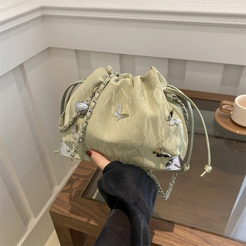 Women Fashion Butterfly Bucket Bag PU Leather Drawstring Chain Shoulder Crossbody Bag Urban Minimalist Elegant Handbag