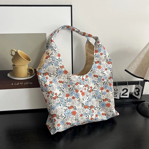 Japanischer Stil Blumendruck Nylon Tote Bag Große Kapazität Vintage Damen Umhängetasche Leicht Faltbar Täglich Einkaufstasche