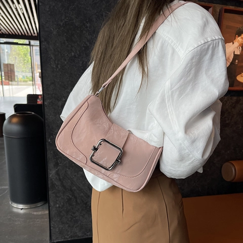 Bolso de Axila de Cuero PU Chic Francés para Mujer Color Sólido Hebilla Grande de Metal Bolso de Hombro Con Correa Ajustable