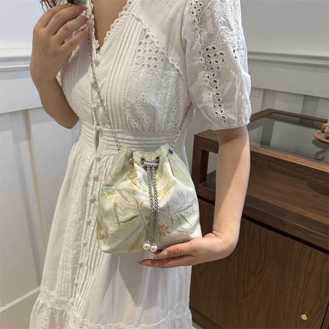 Bolso de Cubo Jacquard de Nuevo Estilo Chino Mujer Bordado Mariposa Bambú Patrón Cadena de Perlas Bolso Bandolera Accesorio Hanfu