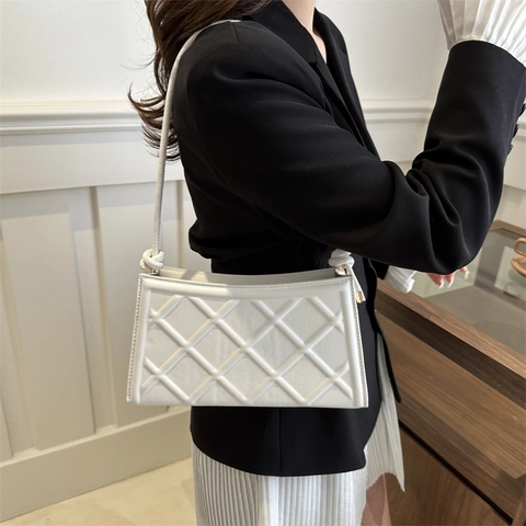 Bolso Soberaco Acolchado para Mujer Cuero PU Minimalista Color Sólido Bolso de Hombro para Uso Diario Elegante Bolso Baguette