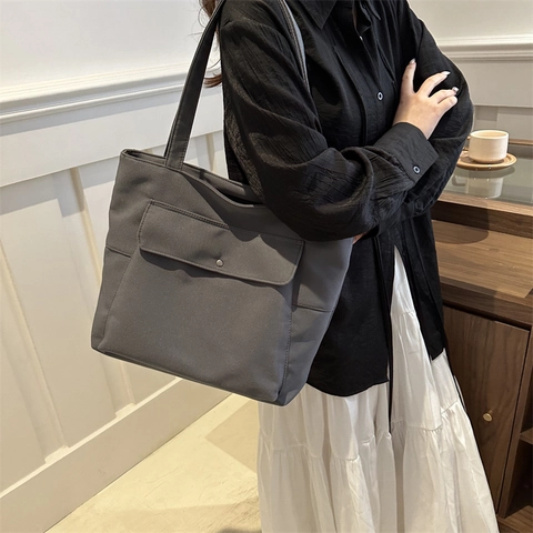 Minimalist Nylon Tote Bag For Women Large Capacity Solid Color Shoulder Bag With Front Flap Pocket Daily Commuter Handbag