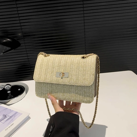 Women Summer Straw Woven Chain Shoulder Bag Fashion Square Flap Crossbody Bag Bohemian Beach Vacation Small Purse Handbag