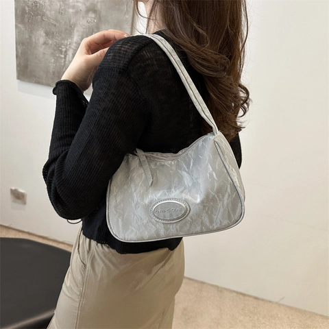 Bolso de Nailon Para Mujer Color Sólido Minimalista Urbano Moda Bolso de Hombro Verano Casual De Mano Con Placa Metálica