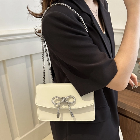 Women Rhinestone Bow PU Leather Shoulder Bag Fashion Small Square Crossbody Bag With Silver Metal Chain Strap Handbag