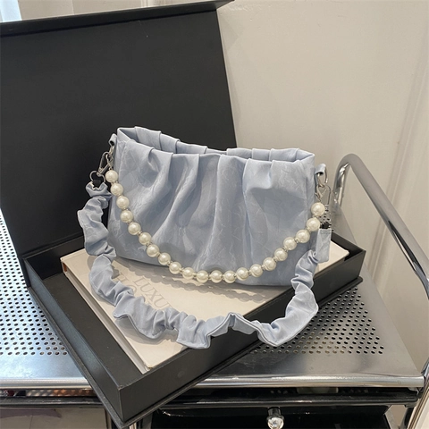 Bolso de Hombro Fruncido para Mujer Cadena de Perlas Artificiales Cuero PU Color Sólido Bolso de Axila Nube Elegante