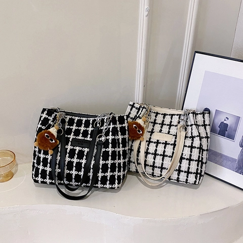 Large Capacity Women Tote Bag Cotton Linen Plaid Shoulder Bag Chain Urban Minimalist Casual Daily Commute Handbag