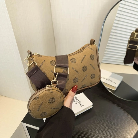 Borsa a Spalla in Pelle PU Con Stampa Monogramma Vintage E Mini Borsellino Rotondo Da Donna Con Tracolla Larga Regolabile