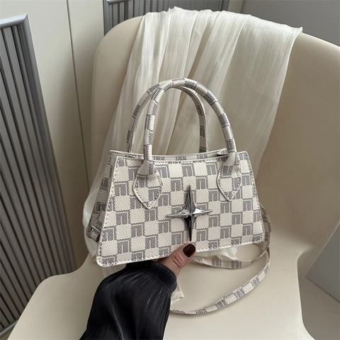 Borsa a Spalla in Pelle PU Stampata a Scacchiera per Donna Vintage Stella Fibbia in Metallo Borsa a Tracolla Pendolare Tote