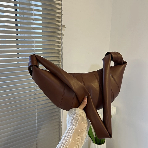 Sac à Épaule en Cuir PU pour Femmes Sac Croissant de Grande Capacité Sac à Bandoulière Décontracté à Nœud Sac Dumpling Hobo