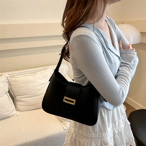 Bolso de Hombro de Cuero PU para Mujer Gran Capacidad Color Sólido Urbano Simple Bolso de Axila con Hebilla de Metal Dorado