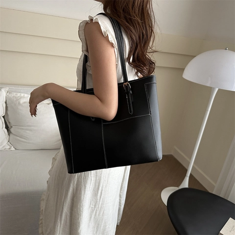 Sac Fourre-Tout Femme en Cuir PU Grande Capacité Sac à Épaule Minimaliste Rétro Avec Bandoulière Réglable Couture Contrastée