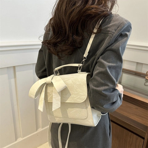 Fashionable PU Leather Mini Backpack With Large Bow Tie Decoration Crinkled Texture Casual Travel Handbag For Women