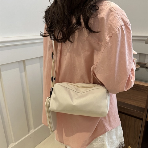 Striped Nylon Shoulder Bag Two-in-one Urban Casual Crossbody Pillow Bag For Women Oxford Cloth Handbag With Matching Pouch