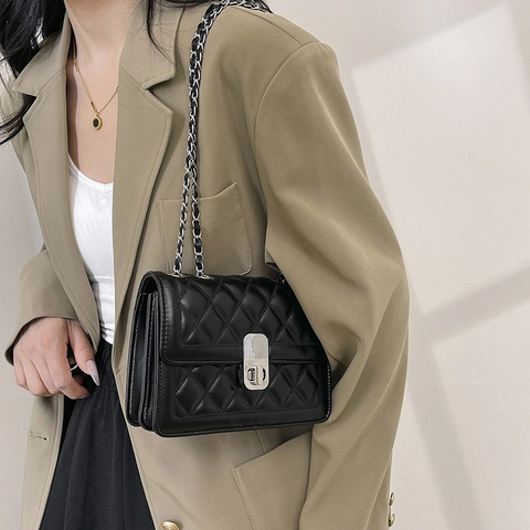 Women Fashion Quilted Rhombus Shoulder Bag PU Leather Chain Strap Crossbody Bag Small Square Handbag Lady Daily Messenger Bag