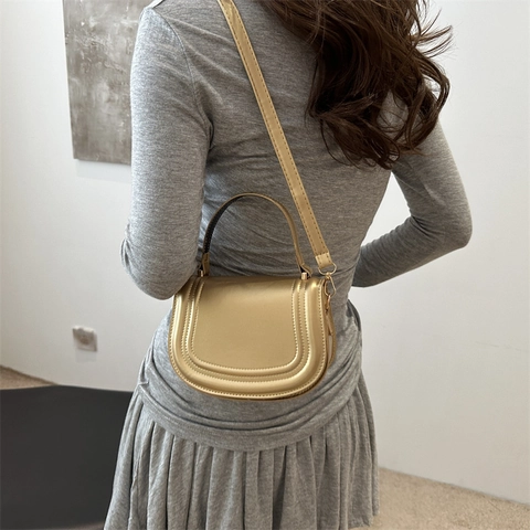 Borsa a Sella in Pelle PU Donna Minimalista Piccola Borsa a Spalla con Cuciture e Hardware Dorato Borsa Casual Versatile