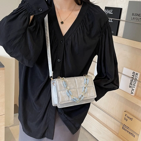 Women Quilted PU Leather Shoulder Bag Chain Decor Square Crossbody Bag Solid Color Flap Small Square Bag For Daily Work