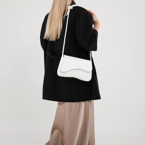 Bolso de Axila a la Moda de Cuero PU para Mujer Retro Color Sólido Bolso de Hombro Correa Anudada Solapa Ondulada Bolso Cuadrado