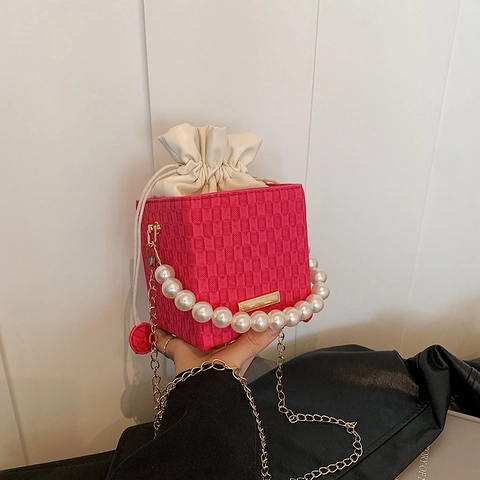 Sac à Bandoulière Cube Femme Cuir PU Motif Tissé Poignée en Perles Artificielles Chaîne en Métal Cordon de Serrage Petit Sac Boîte