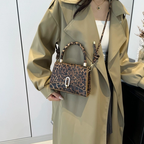 Trendy Leopard Print PU Leather Small Square Shoulder Crossbody Bag For Women 2024 Urban Minimalist Retro Style Handbag