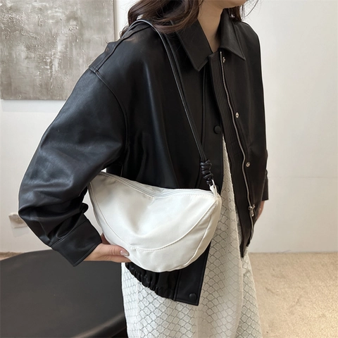 Bolso de Hombro de Media Luna de Tela Oxford para Mujer Minimalista con Correa de Nudos Contraste de Color Bandolera Axila