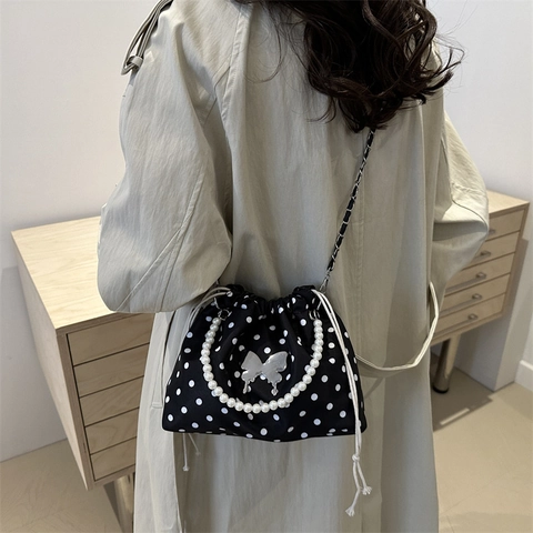 Fashion Polka Dot Nylon Bucket Bag With Pearl Handle Butterfly Metal Decor Drawstring Shoulder Bag For Women Daily Outing