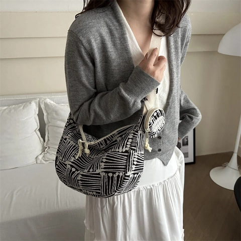 Women Geometric Plaid Pattern Nylon Hobo Bag Large Capacity Wide Strap Shoulder Crossbody Bag With Round Coin Purse Tote
