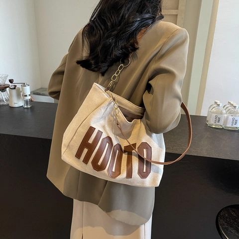 Women Fashion Frosted Canvas Letter Patch Tote Bag Large Capacity Minimalist Chain Shoulder Bag Urban Casual Travel Handbag