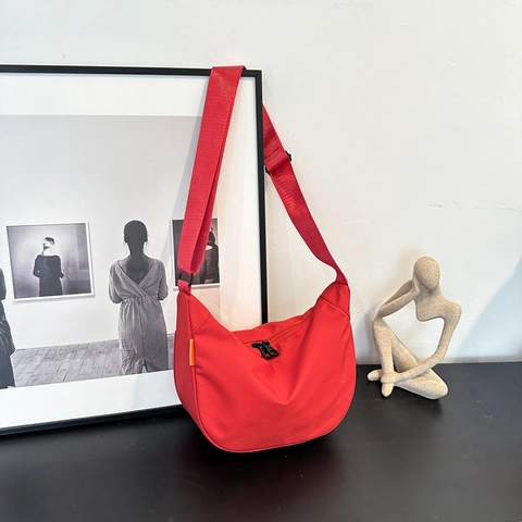 Women Casual Nylon Crescent Shoulder Bag Large Capacity Solid Color Contrast Hobo Crossbody Bag With Adjustable Strap