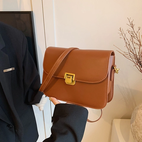 Vintage PU Leather Square Shoulder Bag For Women Fashion Simple Crossbody Bag With Metal Clasp Elegant Daily Commute Purse