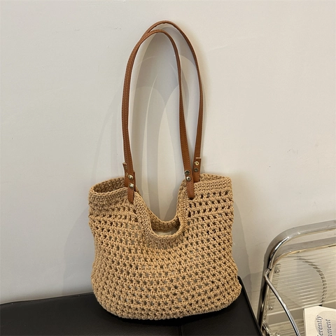 Borsa a Tracolla in Paglia Intrecciata da Donna Grande Capacità Tote per Vacanze al Mare Con Manico in Pelle Sintetica Borchie Borsa Estiva Casual