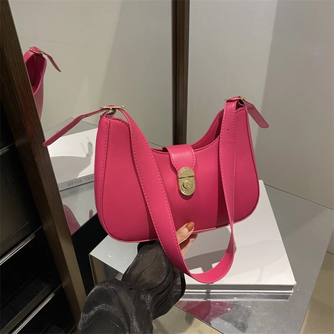 Bolso de Axila de Cuero PU para Mujer Minimalista Urbano Hebilla Dorada Media Luna Bolso de Hombro Color Sólido