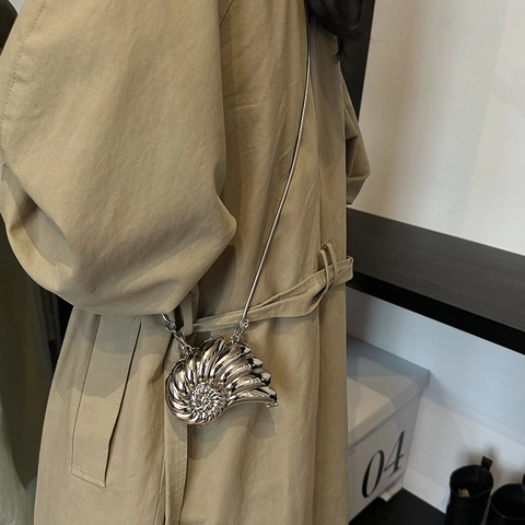 Dames Mini Nautilus Schelpvormig Avondtasje Metallic Nylon Schelp Clutch Crossbody Handtas Met Ketting Feest Sieradentas
