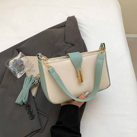 Borsa a Spalla Piccola Quadrata in Pelle PU Minimalista per Donna Borsa Sottoascellare alla Moda Con Chiusura in Metallo