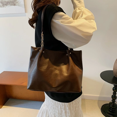Borsa Tote in Pelle PU di Grande Capacità per Donna Vintage Borsa a Tracolla Morbida Con Catena Borsa Moda Pendolare